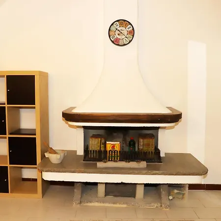 Dimora Eirek Apartment *