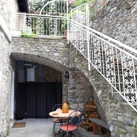 Apartment Dimora Eirek